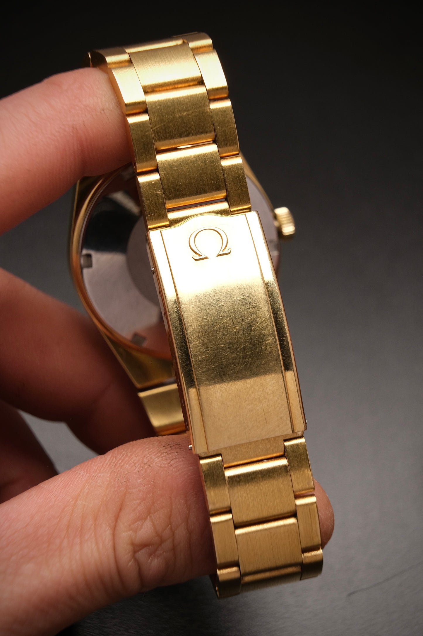 Vintage Omega Genève 166099 Gold Case Gold Bracelet