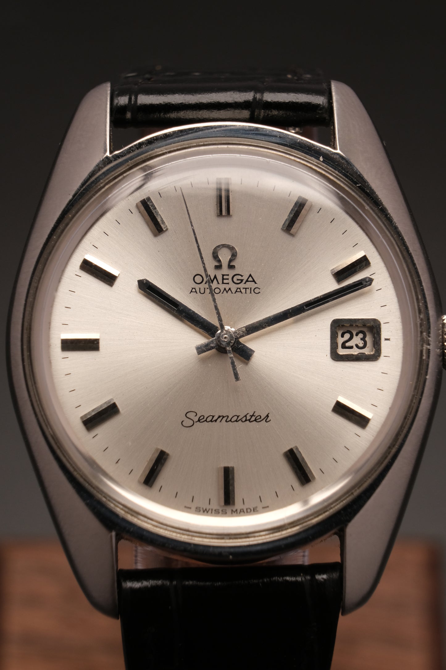 OMEGA Seamaster 166.067 Cal.565 Date Silver Dial Automatic Watch