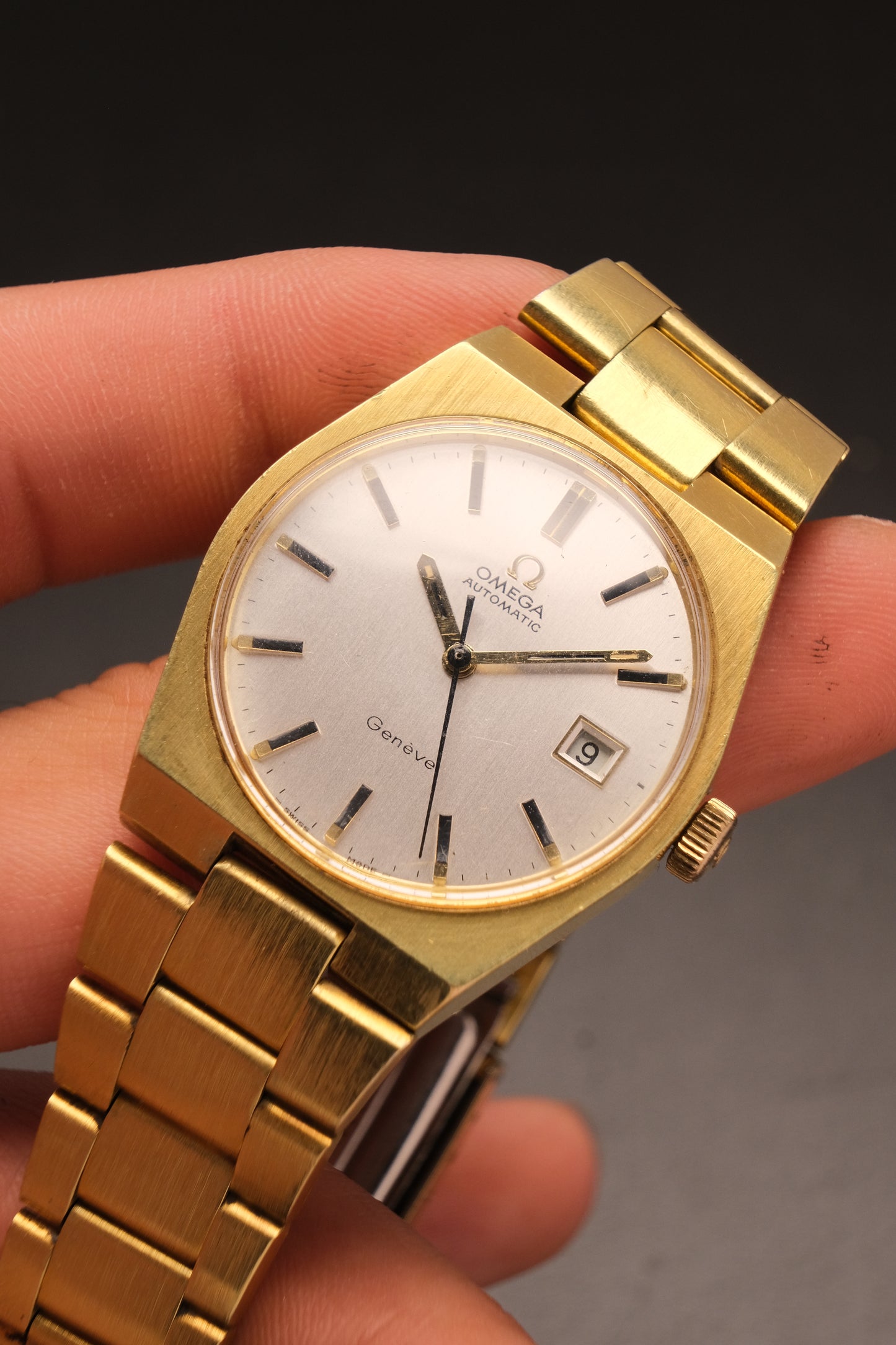 Vintage Omega Genève 166099 Gold Case Gold Bracelet White Dial